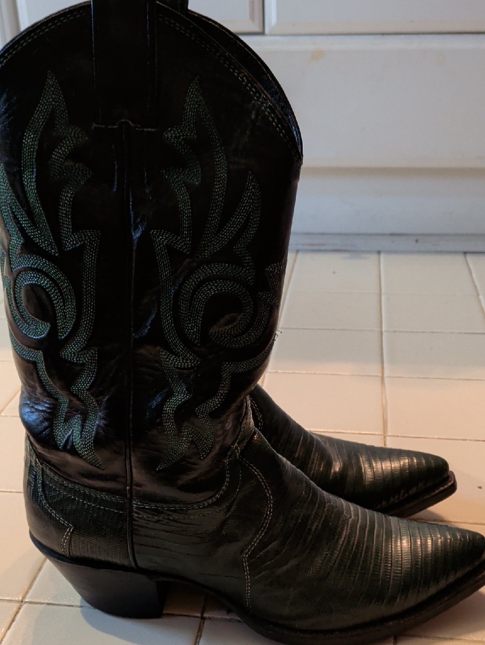 Justin Black Leather Western Boots with Green Embroidery and Green Lizard toe